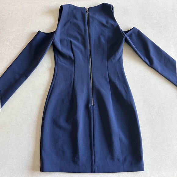 Alice + Olivia Niko Cold Shoulder Dress ASO Clary Fray - Picture 7 of 11